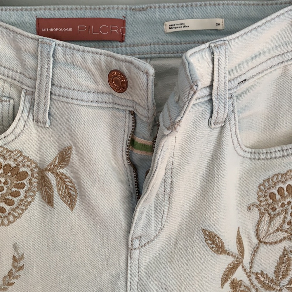 Anthropologie Pilcro Embroidered Slim Boyfriend Jeans